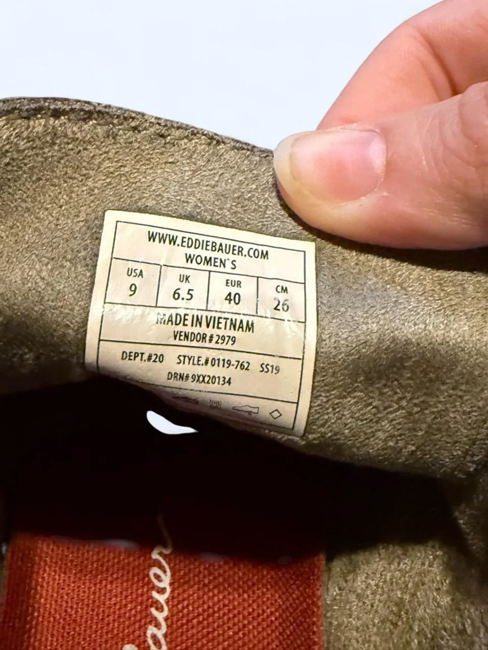 Eddie Bauer Suede Chukka Boots sz: 9